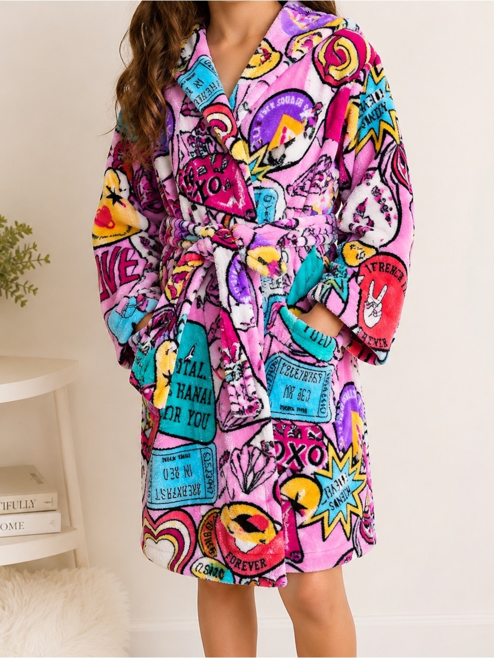 Arizona Girls 7/8 Plush Fleece Hooded Robe Pink Multicolor Pop Art Cozy